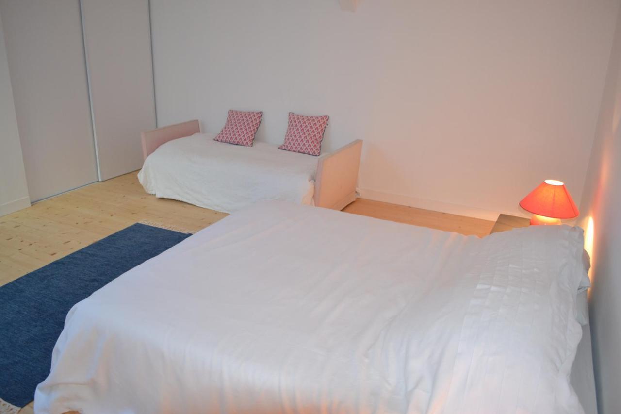 Rouillac  Le Petit Logis Bed & Breakfast エクステリア 写真